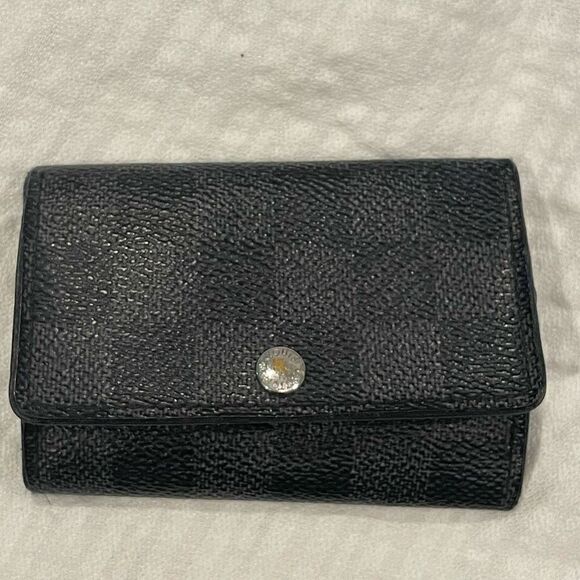 Louis Vuitton Damier Black Multicles 6 Key Case Holder LV Box Key Holder - Picture 2 of 11